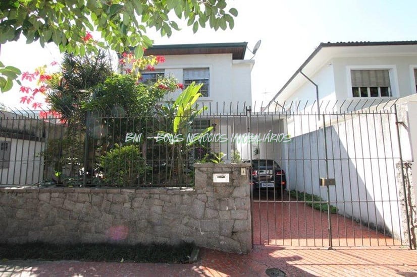 Casa, 4 quartos, 295 m² - Foto 1
