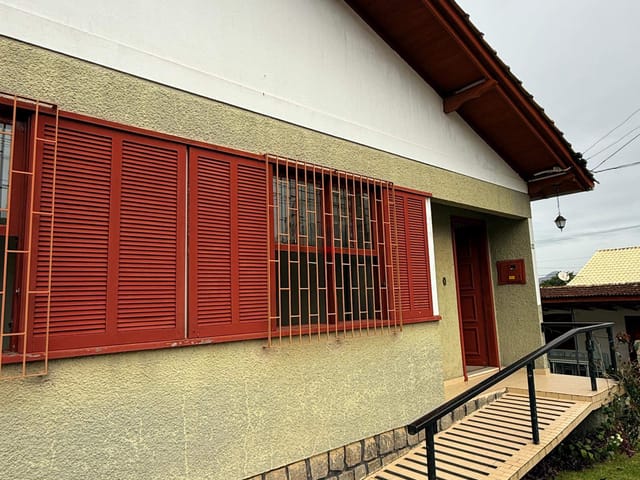 Casa com 306m² 3 quartos e 1 banheiro, à venda, no bairro Saco dos Limões em Florianópolis
