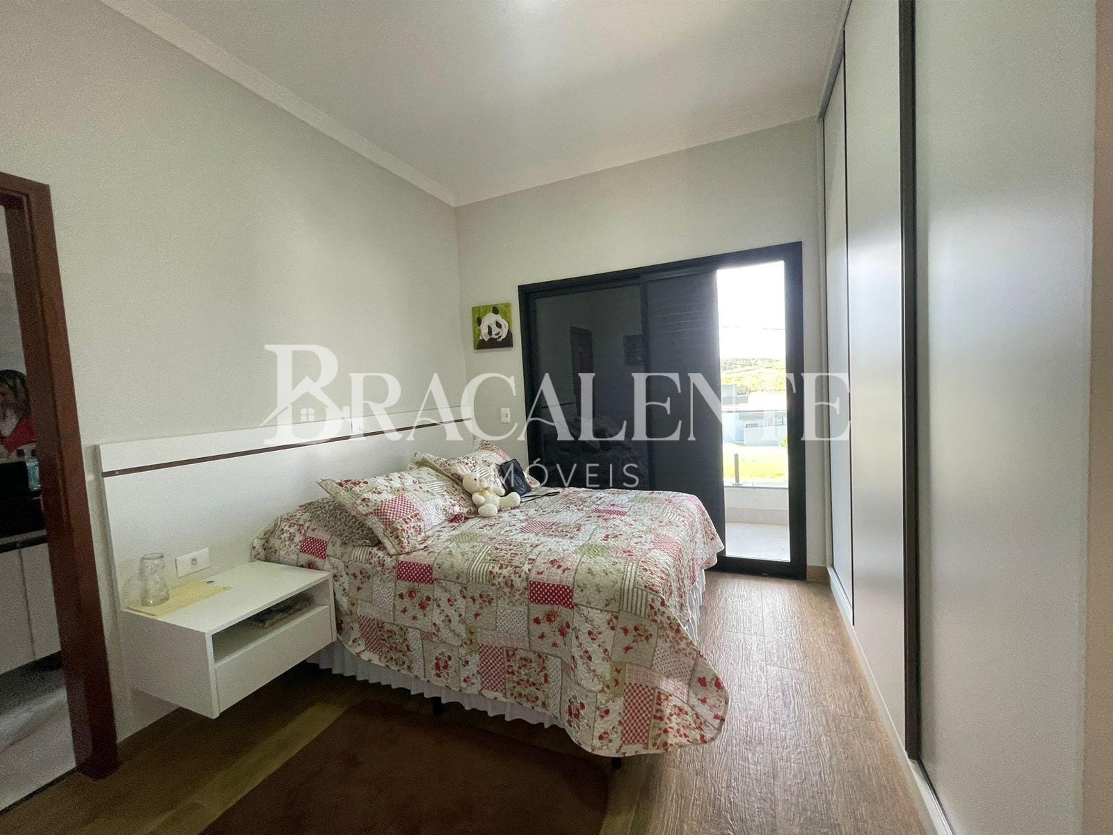 Casa à venda com 2 quartos, 286m² - Foto 10