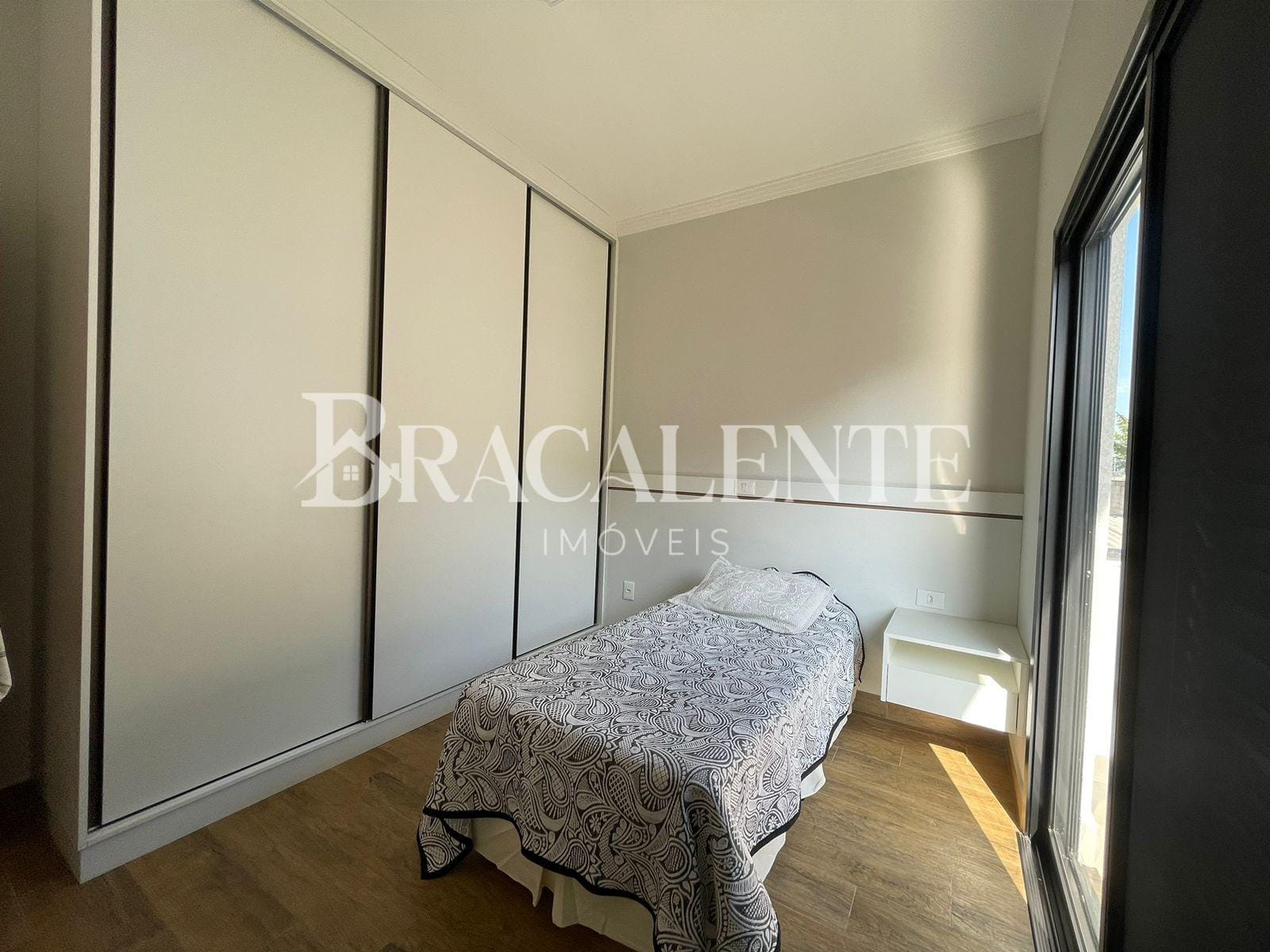 Casa à venda com 2 quartos, 286m² - Foto 19