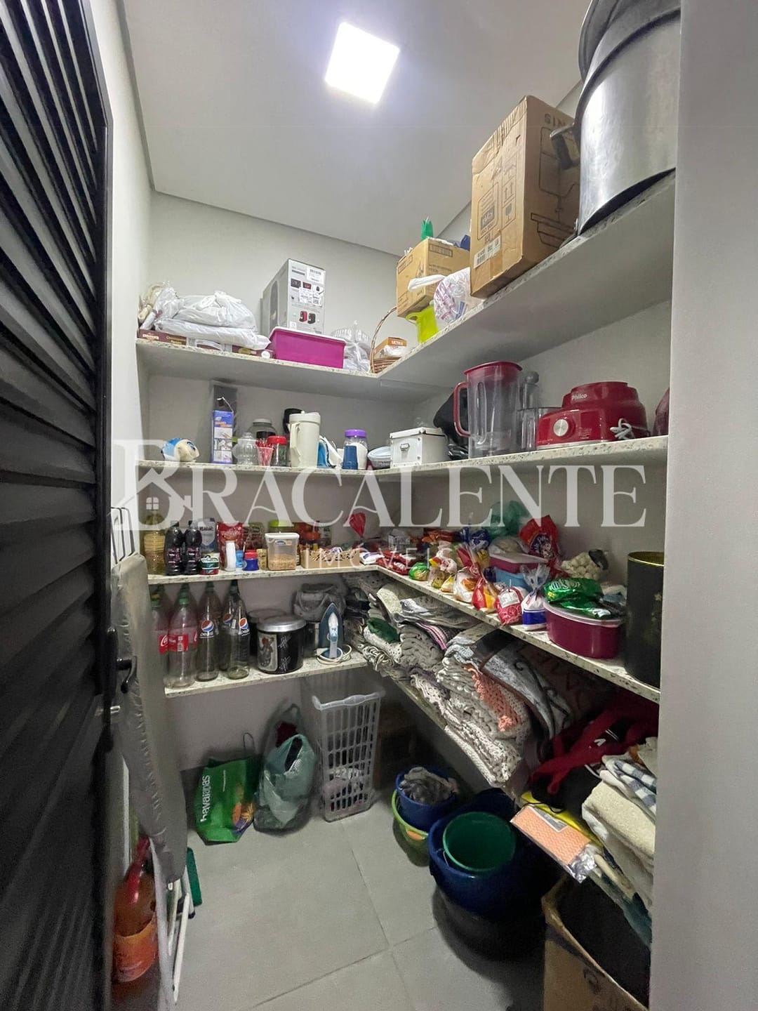 Casa à venda com 2 quartos, 286m² - Foto 24