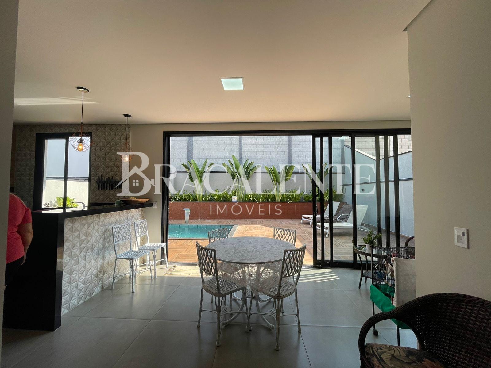 Casa à venda com 2 quartos, 286m² - Foto 27