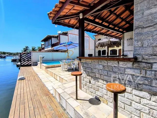 Casa com 69m² 2 quartos e 1 banheiro, à venda, no bairro Ogiva em Cabo Frio