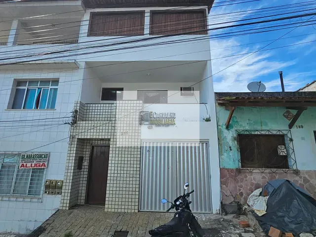 Casa 4 quartos e 6 banheiros, à venda, no bairro Conquista em Ilhéus