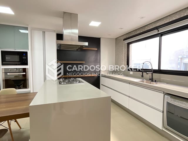 Casa com 490m² 5 quartos e 7 banheiros, para alugar, no bairro Alphaville em Santana de Parnaíba