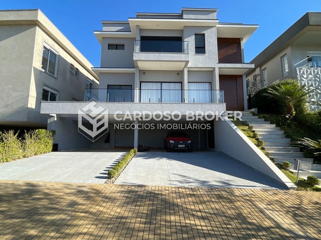 Casa com 490m² 5 quartos e 7 banheiros, para alugar, no bairro Alphaville em Santana de Parnaíba