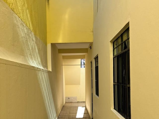 Casa 2 quartos e 1 banheiro, à venda, no bairro Vale do Sol em Governador Valadares