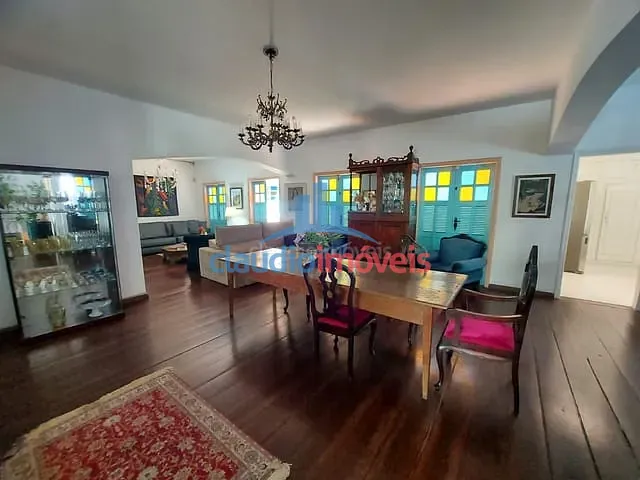 Casa 4 quartos e 2 banheiros, à venda, no bairro Santa Rosa em Barra Mansa