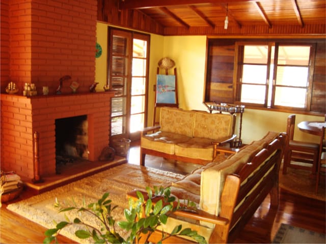 Casa à venda 2 Quartos, 1 Suite, 2 Vagas, 177M², Não informado, Cesário Lange - SP