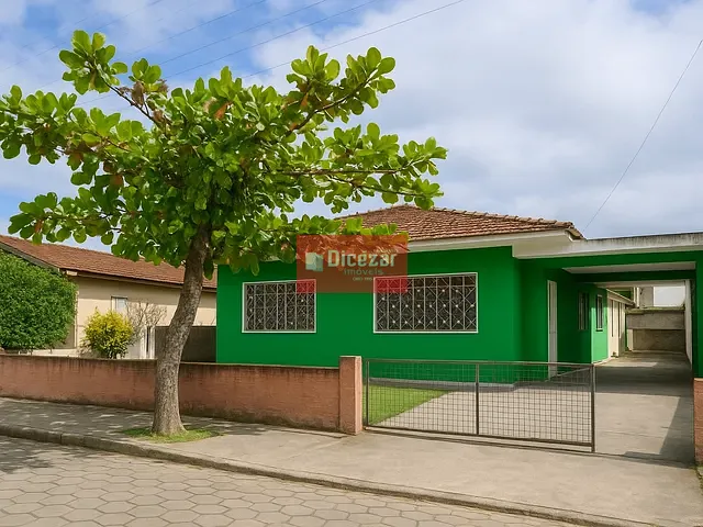 Casa com 260m² 3 quartos e 2 banheiros, à venda, no bairro Praia Alegre em Penha