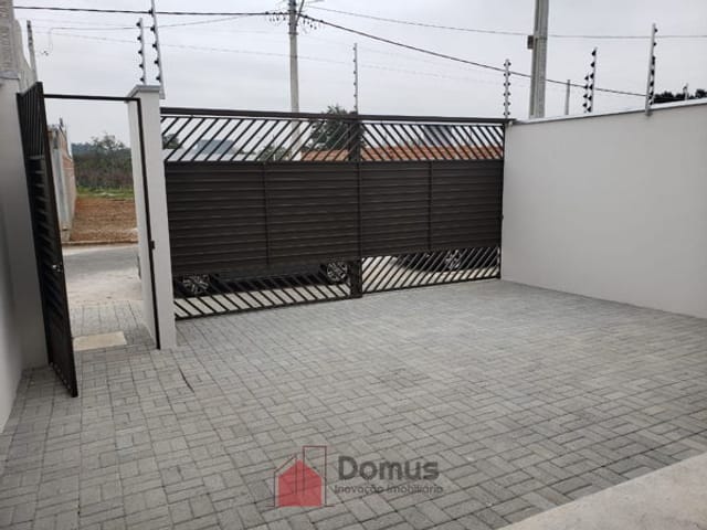 Casa com 175m², à venda, no bairro Loteamento Residencial e Comercial Flamboyant em Pindamonhangaba