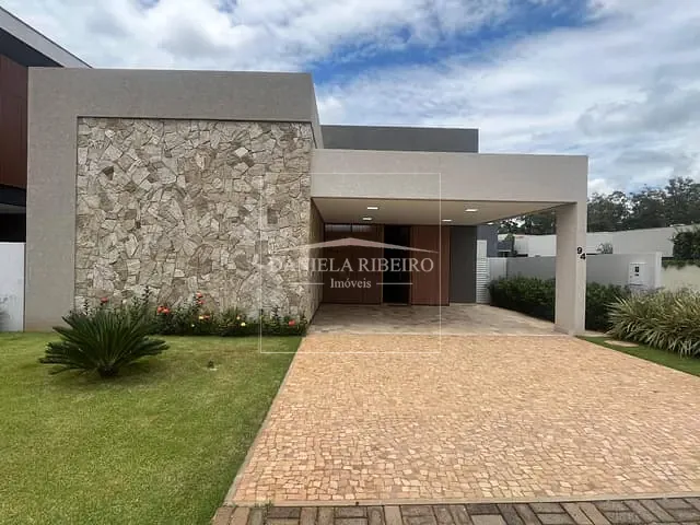 Casa com 370m² 3 quartos e 5 banheiros, à venda, no bairro Vivendas do Arvoredo em Londrina