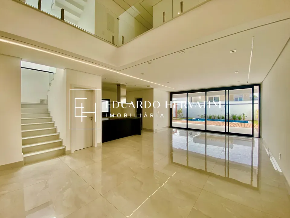Casa, 3 quartos, 279 m² - Foto 2