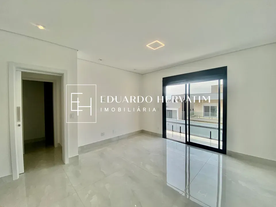 Casa, 3 quartos, 279 m² - Foto 8