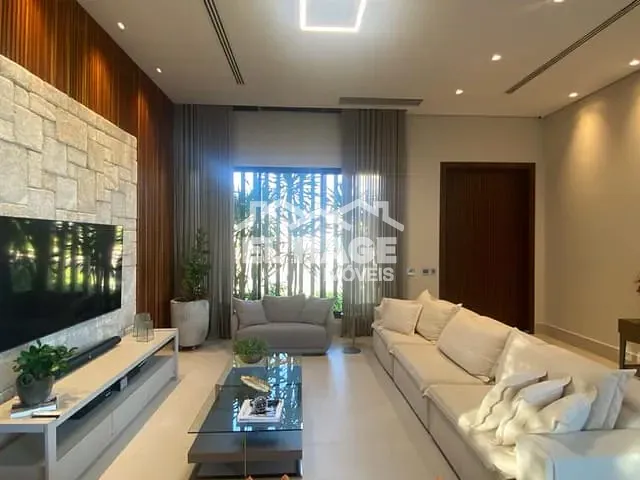Casa com 723m² 4 quartos e 6 banheiros, à venda, no bairro Jardim Itália em Cuiabá