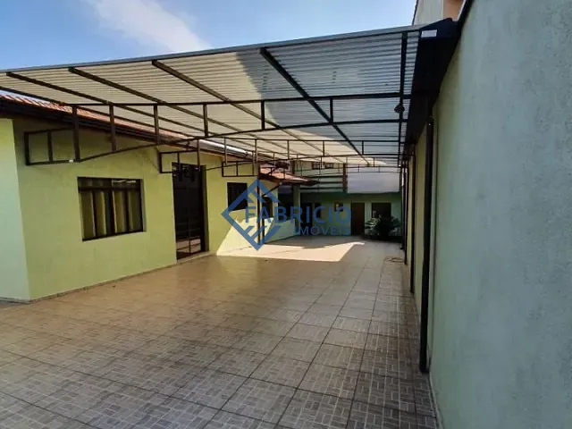Casa com 250m² 4 quartos e 4 banheiros, à venda, no bairro Jardim Miriam em Vinhedo