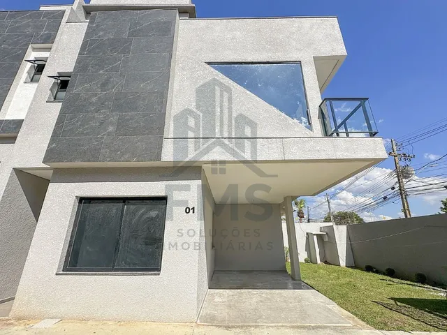 Casa com 217m² 3 quartos e 4 banheiros, à venda, no bairro Seminário em Curitiba