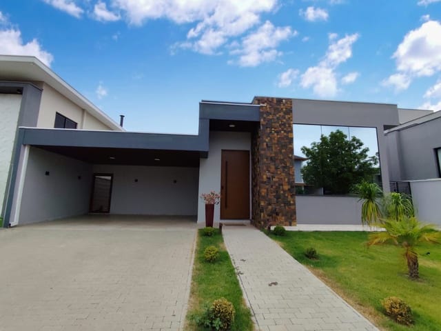 Casa com 450m² 3 quartos e 3 banheiros, à venda, no bairro Condomínio Residencial Colinas do Paratehy em São José dos Campos