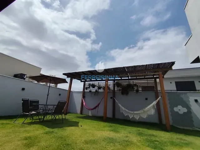 Casa com 450m² 3 quartos e 3 banheiros, à venda, no bairro Condomínio Residencial Colinas do Paratehy em São José dos Campos