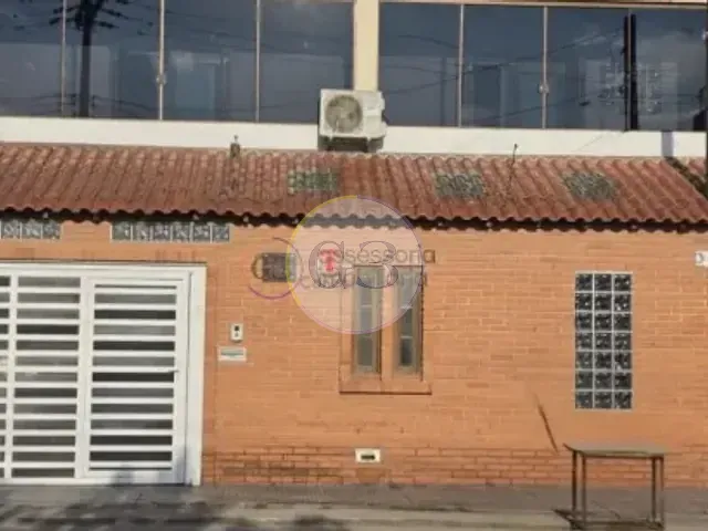 Casa 2 quartos e 2 banheiros, à venda, no bairro Areal em Pelotas
