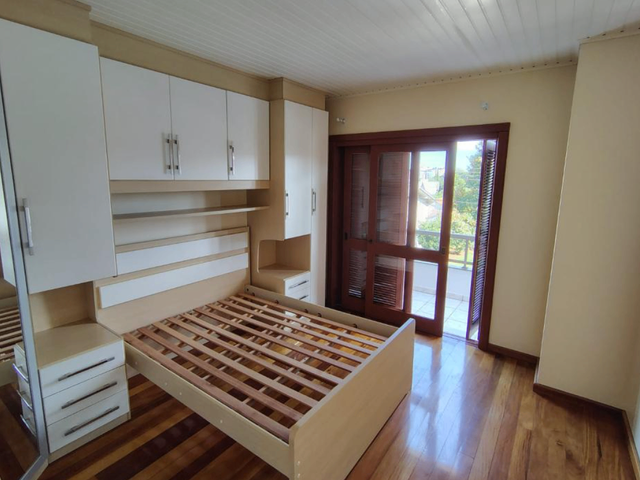 Casa 3 quartos e 3 banheiros, à venda, no bairro Sagrada Família em Nova Prata