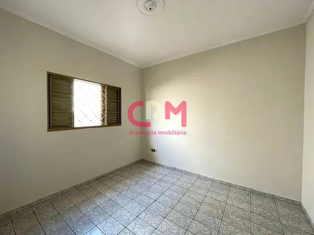 Casa com 200m² 2 quartos e 1 banheiro, à venda, no bairro Jardim Paraíso I em Taquaritinga