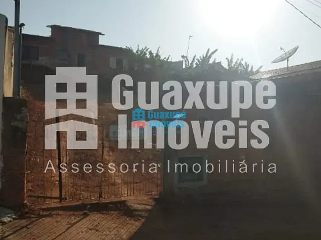 Casa com 360m² 1 quarto e 1 banheiro, à venda, no bairro Jardim Recreio em GUAXUPÉ