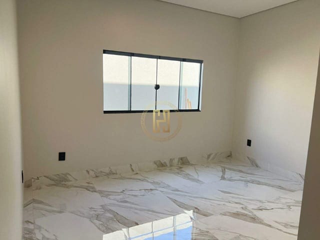Casa com 320m² 3 quartos e 3 banheiros, à venda, no bairro Residencial Beija-flor em Nova Mutum