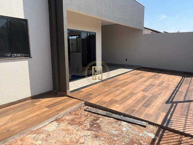 Casa com 320m² 3 quartos e 3 banheiros, à venda, no bairro Residencial Beija-flor em Nova Mutum