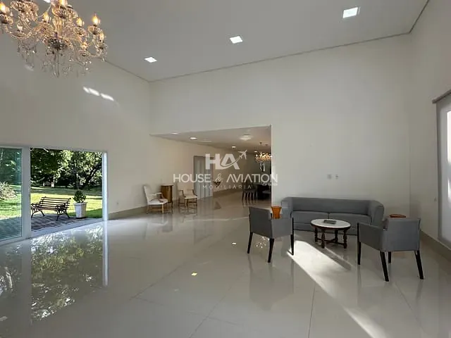 Casa com 1882m² 4 quartos e 6 banheiros, para alugar, no bairro Residencial Aldeia do Vale em Goiânia