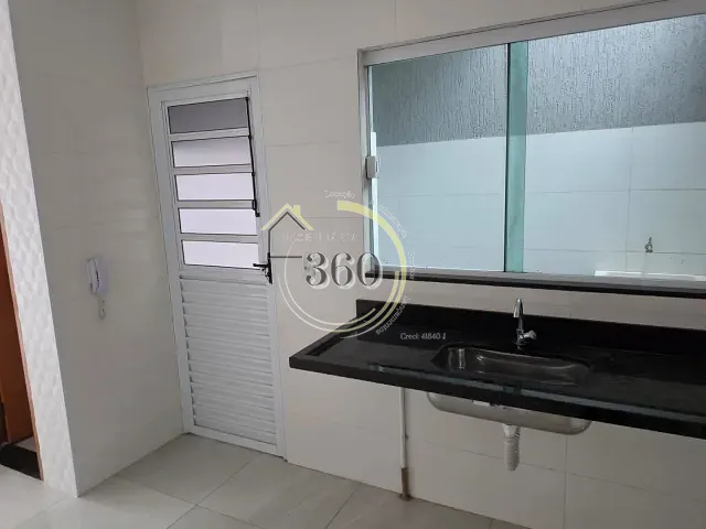 Casa 2 quartos e 3 banheiros, à venda, no bairro Penha de França em São Paulo