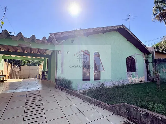 Casa com 325m² 2 quartos e 2 banheiros, à venda, no bairro Sn em Rolândia