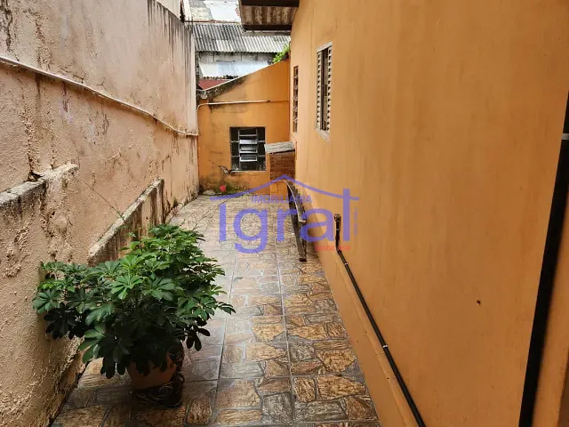 Casa 3 quartos e 1 banheiro, à venda, no bairro Jardim Oriental em São Paulo