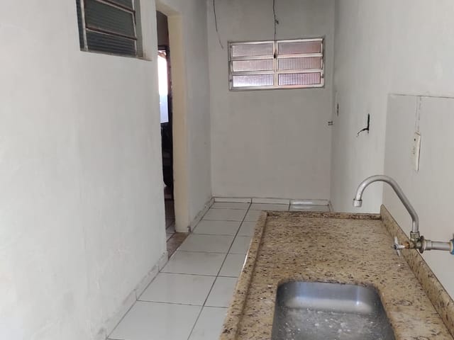 Casa com 150m² 2 quartos e 1 banheiro, à venda, no bairro Conjunto Habitacional Parque Itajaí em Campinas