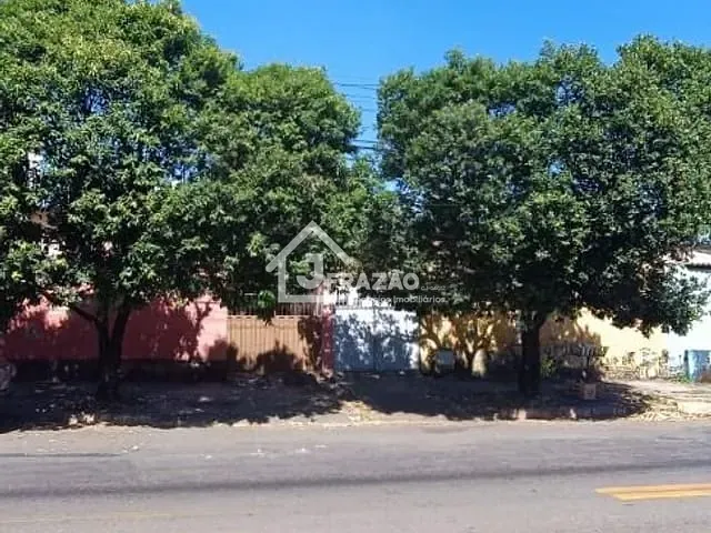 Casa com 804m² 3 quartos e 1 banheiro, à venda, no bairro Setor Negrão de Lima em Goiânia