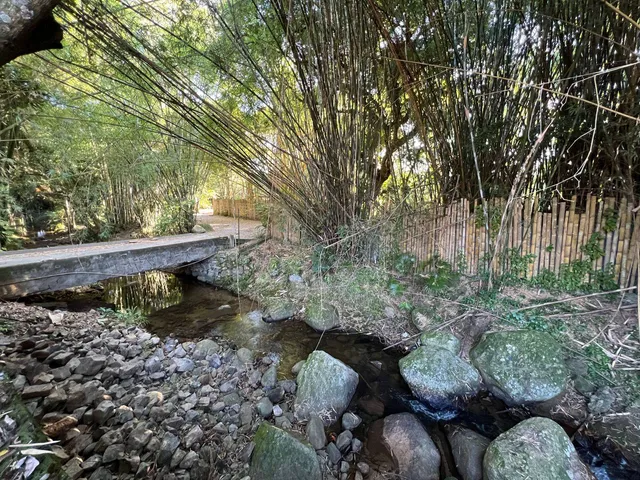 Casa com 1248m² 3 quartos e 3 banheiros, para alugar, no bairro Itaquanduba em Ilhabela