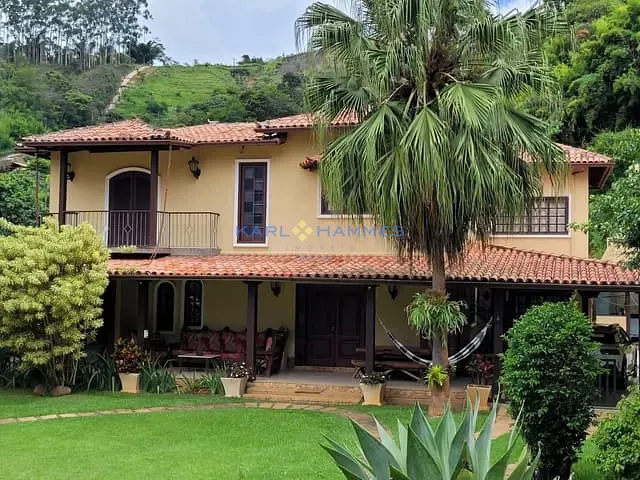 Casa com 6795m² 5 quartos e 9 banheiros, à venda, no bairro Itaipava em Petrópolis