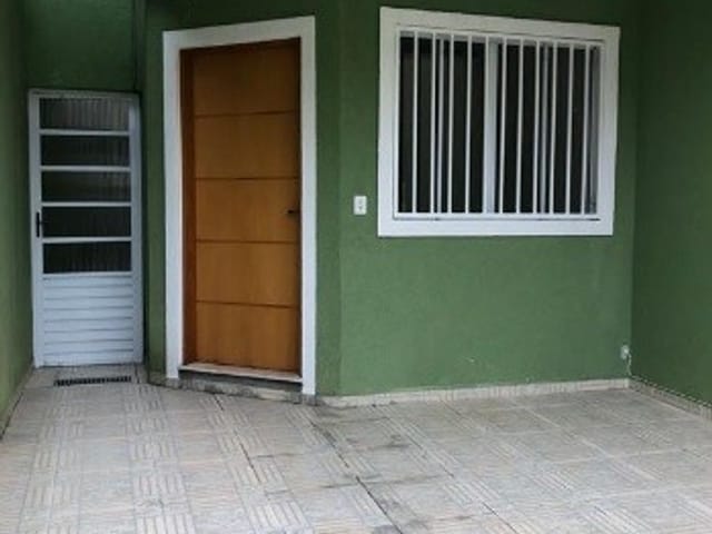 Casa 3 quartos e 2 banheiros, para alugar, no bairro Vila Yolanda em Osasco