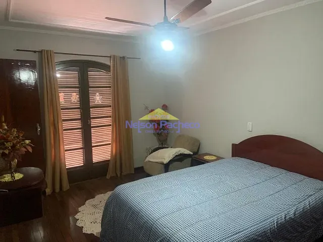 Casa com 154m² 3 quartos e 2 banheiros, à venda, no bairro Centro em Capivari