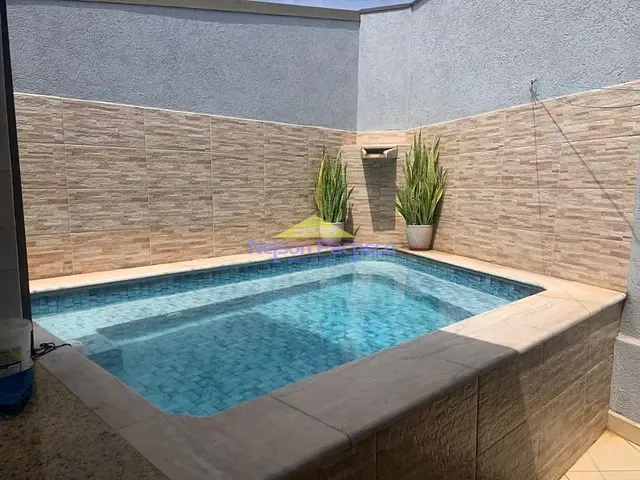 Casa com 154m² 3 quartos e 2 banheiros, à venda, no bairro Centro em Capivari