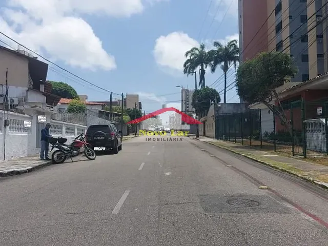 Casa com 558m² 3 quartos e 3 banheiros, à venda, no bairro Dionisio Torres em Fortaleza