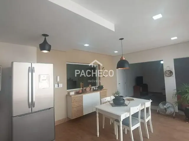 Casa com 300m² 3 quartos e 2 banheiros, à venda, no bairro Morada do Sol em Americana