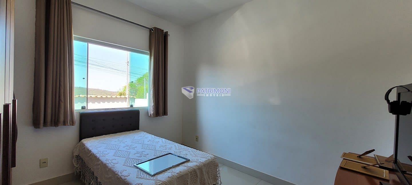 Casa à venda com 3 quartos, 90m² - Foto 13