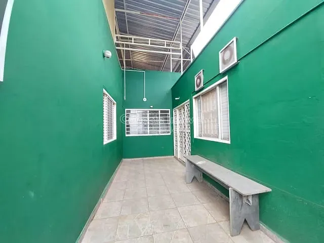 Casa com 260m² 2 quartos e 2 banheiros, à venda, no bairro Vila 7 de Setembro em Jaguariúna