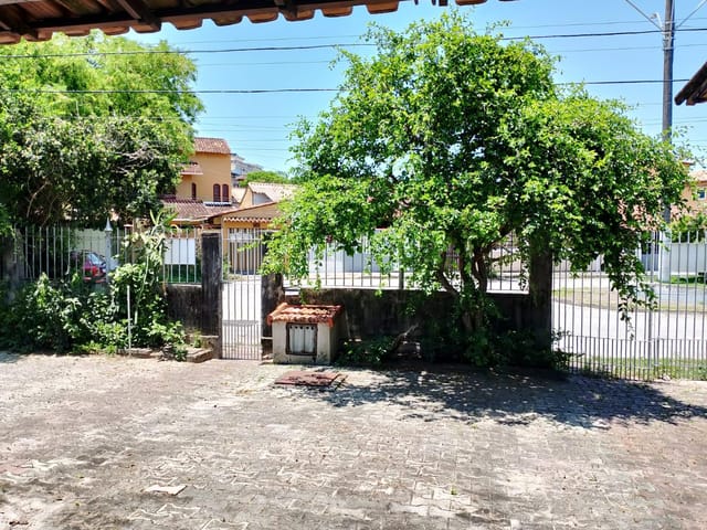 Casa com 216m² 2 quartos e 2 banheiros, à venda, no bairro Novo Rio das Ostras em Rio das Ostras