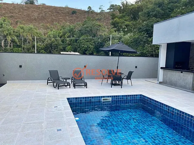 Casa com 648m² 3 quartos e 3 banheiros, à venda, no bairro Paião em Guararema