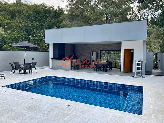 Casa com 648m² 3 quartos e 3 banheiros, à venda, no bairro Paião em Guararema