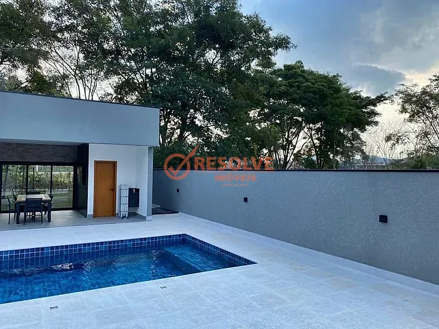 Casa com 648m² 3 quartos e 3 banheiros, à venda, no bairro Paião em Guararema