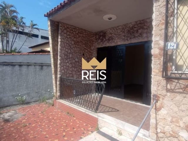 Casa com 400m² 3 quartos e 3 banheiros, à venda, no bairro Bangu em Rio de Janeiro
