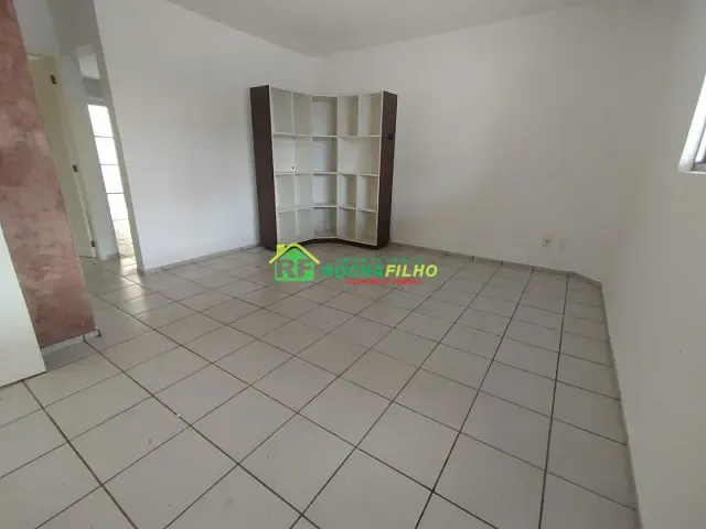 Casa com 148m² 3 quartos e 3 banheiros, à venda, no bairro Piçarreira em Teresina